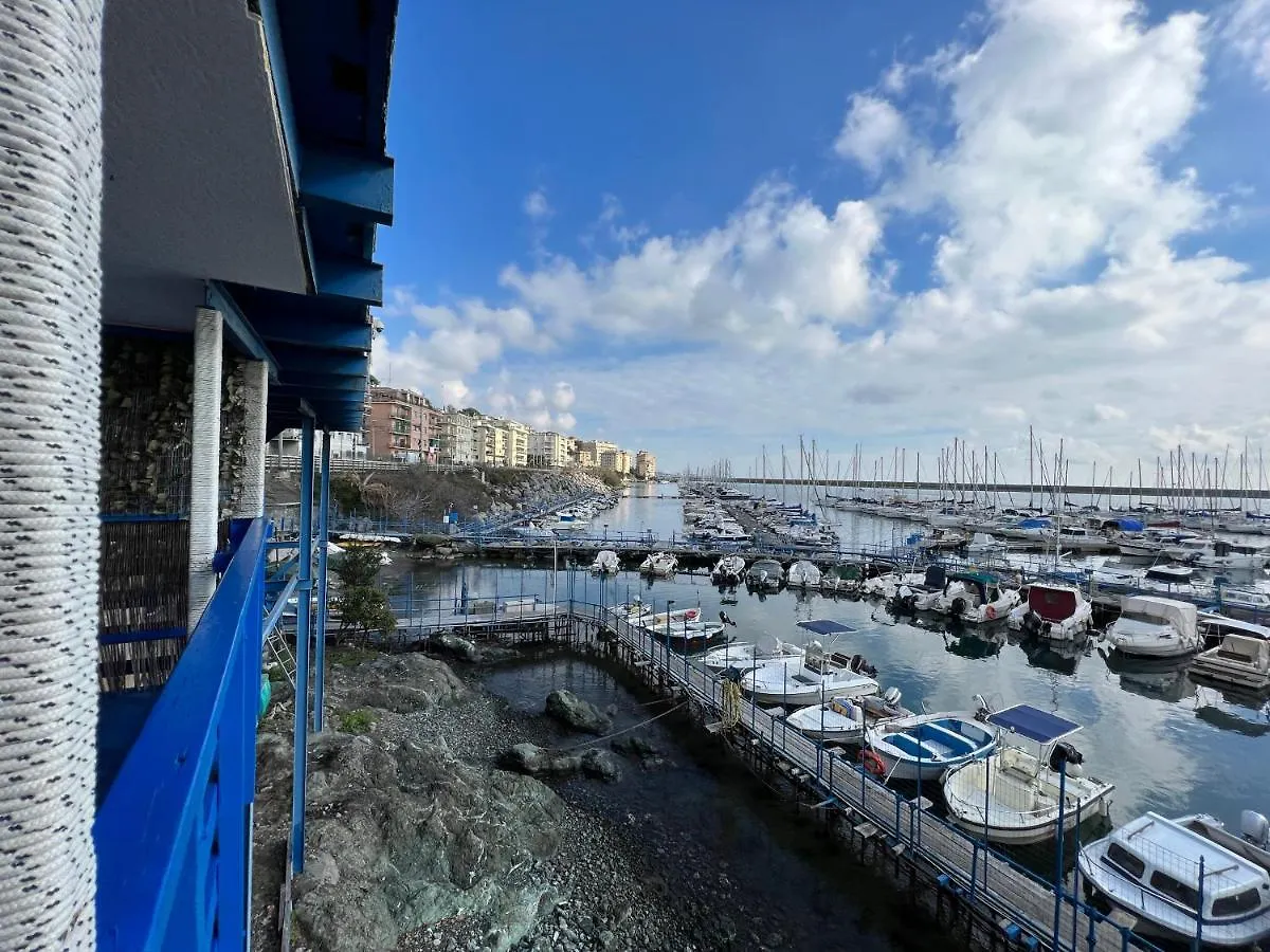il nido sull'acqua Hotel Genova Italia